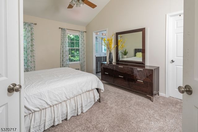 7 Harvard Cir, Montgomery Twp., NJ 08540