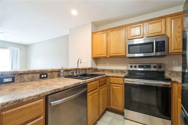 2124 49th Street, Marion, IA 52302