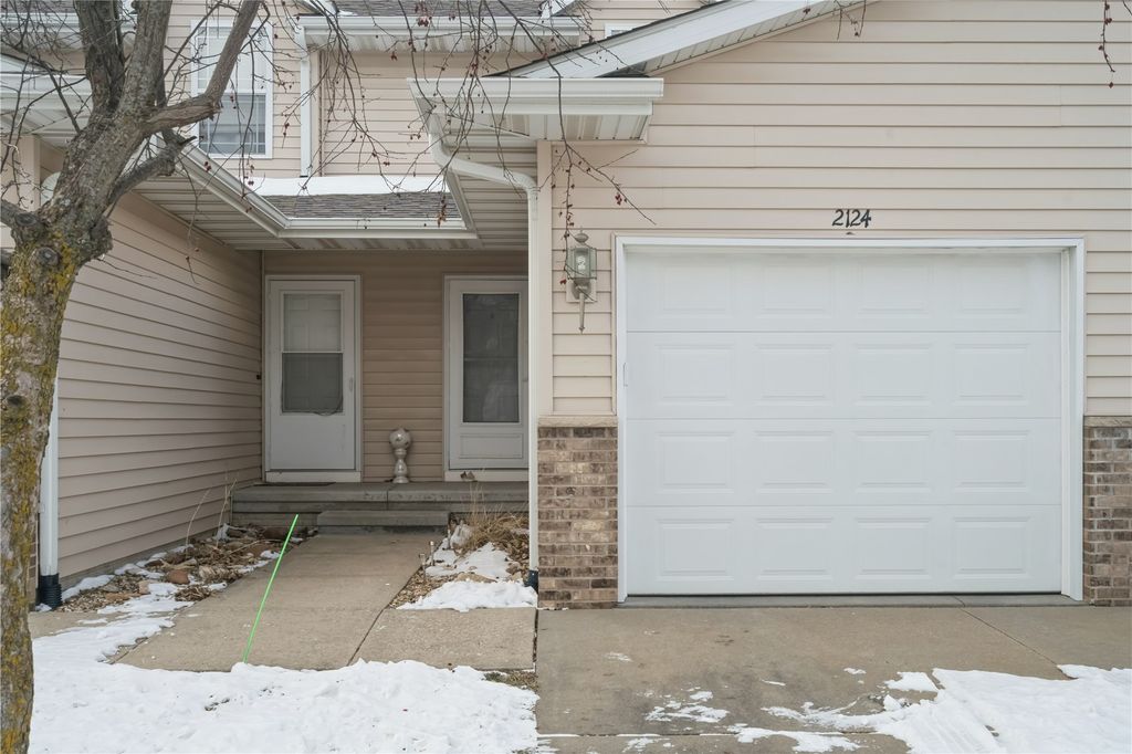 2124 49th Street, Marion, IA 52302