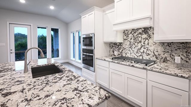 3645 Agarita Pass, Bulverde, TX 78163