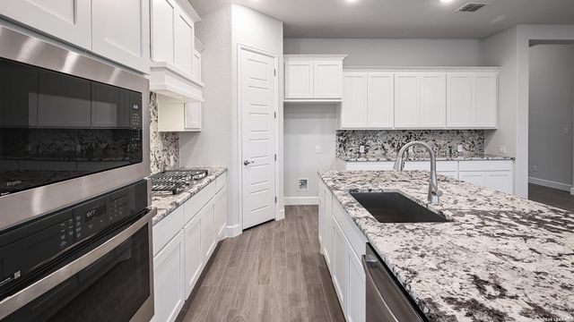 3645 Agarita Pass, Bulverde, TX 78163