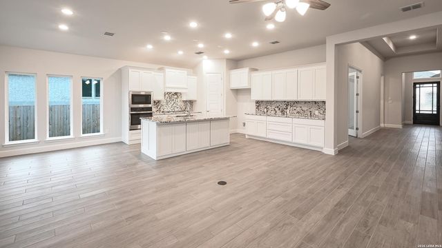 3645 Agarita Pass, Bulverde, TX 78163