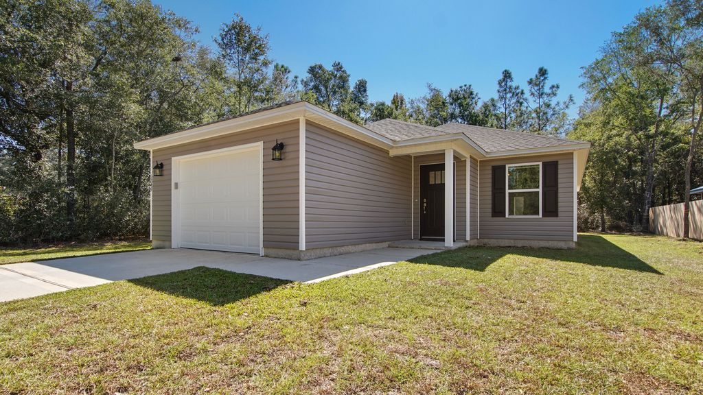 1249 Martin Road, Defuniak Springs, FL 32433