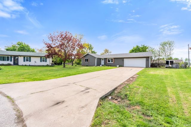 18098 Sunny Lane, Goshen, IN 46526