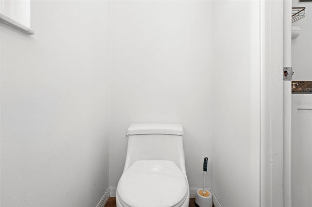 811 BILLSBOROUGH ROAD, Geneva, FL 32732