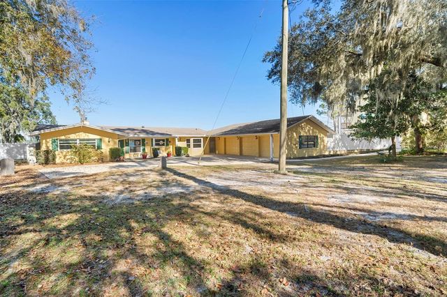 811 BILLSBOROUGH ROAD, Geneva, FL 32732