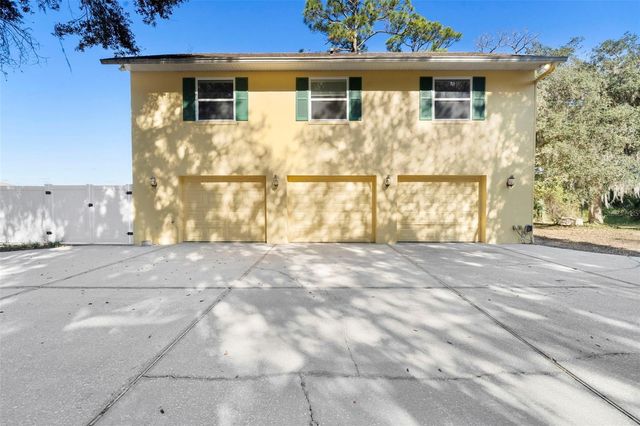 811 BILLSBOROUGH ROAD, Geneva, FL 32732