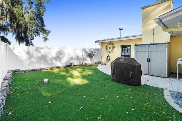 811 BILLSBOROUGH ROAD, Geneva, FL 32732