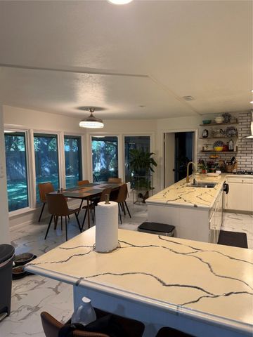 1650 Azteca Drive, Fort Worth, TX 76112