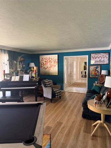 1650 Azteca Drive, Fort Worth, TX 76112