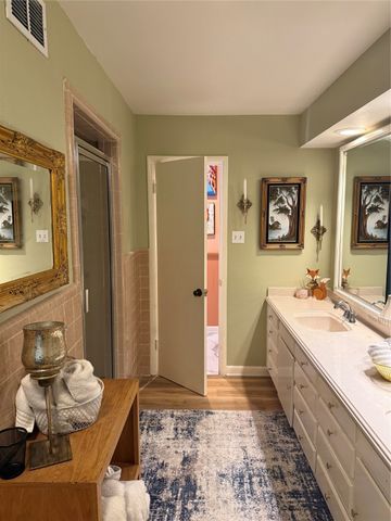 1650 Azteca Drive, Fort Worth, TX 76112