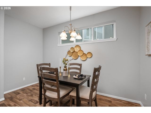 2318 Nw ROSEBURG Ter, Beaverton, OR 97006