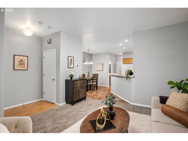 2318 Nw ROSEBURG Ter, Beaverton, OR 97006