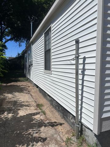 2498 VANDALE AVE, Memphis, TN 38108