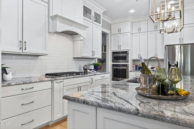 304 Sunset Glade Circle, Fuquay Varina, NC 27526