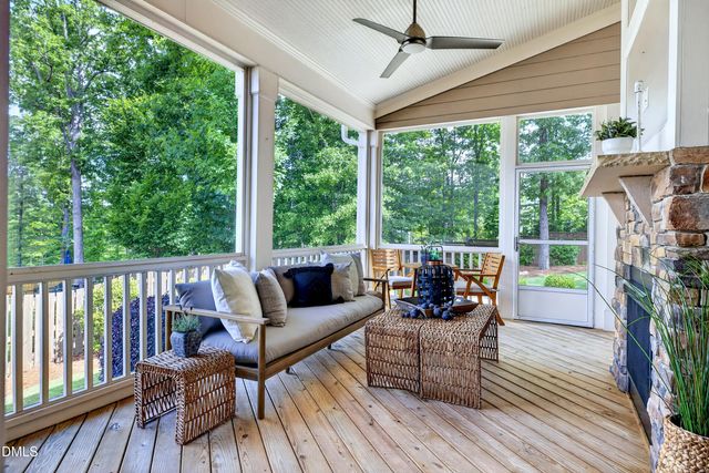 304 Sunset Glade Circle, Fuquay Varina, NC 27526