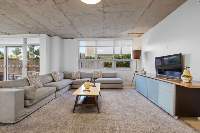 3250 NE 1st Ave 515, Miami, FL 33137