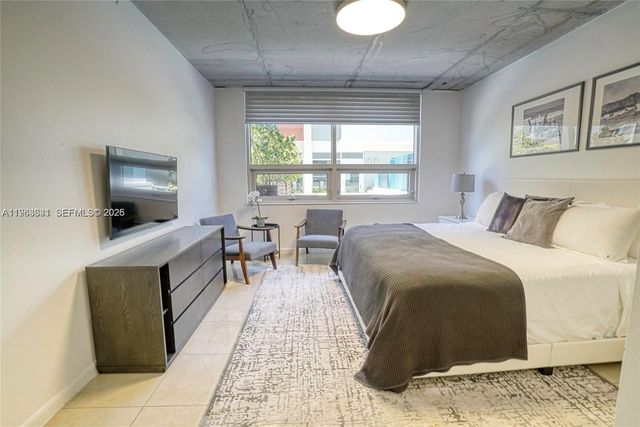 3250 NE 1st Ave 515, Miami, FL 33137