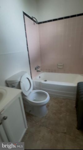 936 GREENWOOD AVE, Trenton, NJ 08609