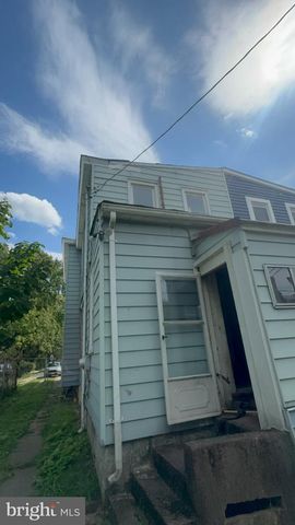 936 GREENWOOD AVE, Trenton, NJ 08609