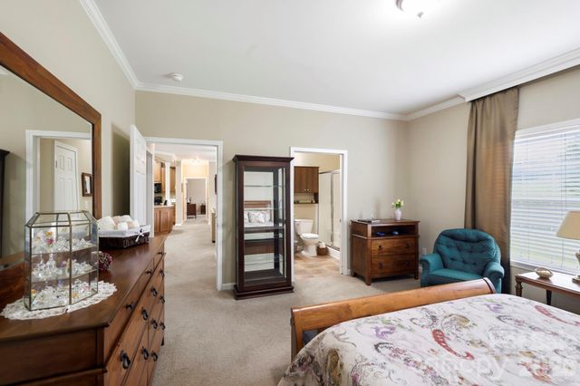 135 Herron Cove Road, Weaverville, NC 28787