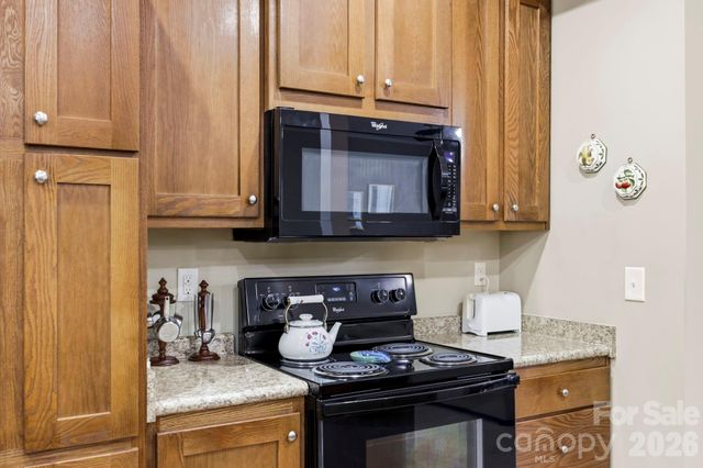 135 Herron Cove Road, Weaverville, NC 28787
