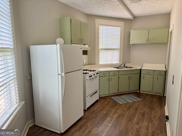 1020 Adams Street, Macon, GA 31201