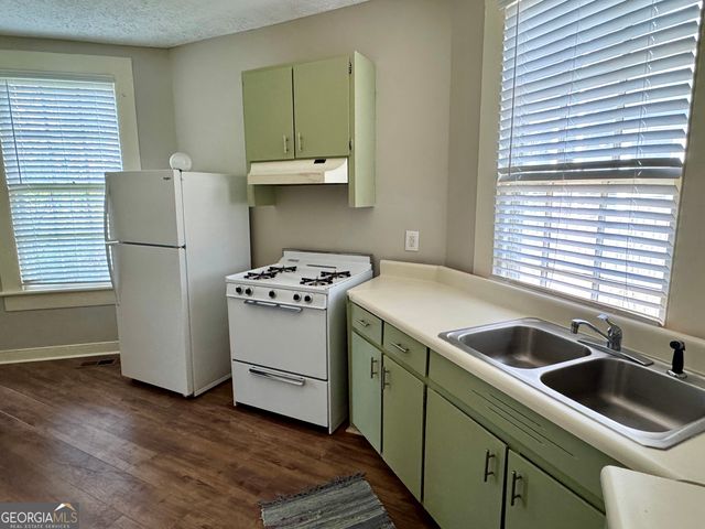 1020 Adams Street, Macon, GA 31201