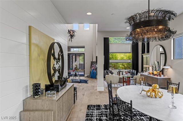 2650 Eldora Estates, Las Vegas, NV 89117