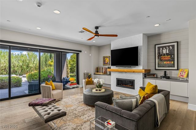 2650 Eldora Estates, Las Vegas, NV 89117