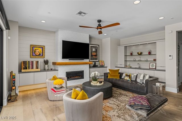 2650 Eldora Estates, Las Vegas, NV 89117