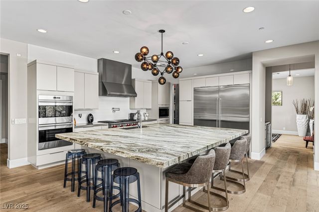 2650 Eldora Estates, Las Vegas, NV 89117