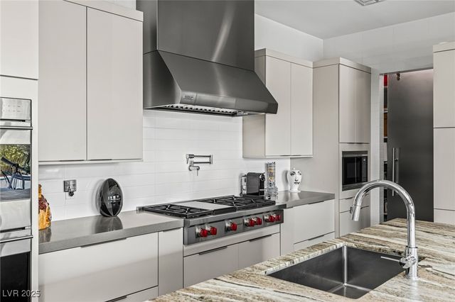 2650 Eldora Estates, Las Vegas, NV 89117