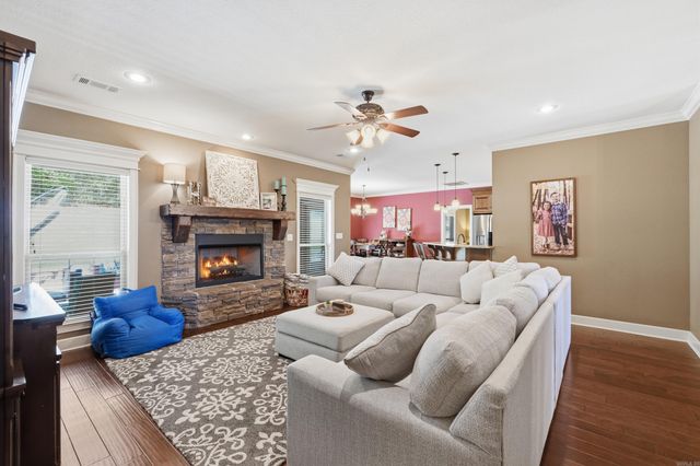 23 SABLEWOOD Drive, Greenbrier, AR 72058