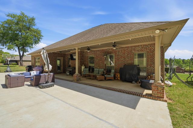23 SABLEWOOD Drive, Greenbrier, AR 72058