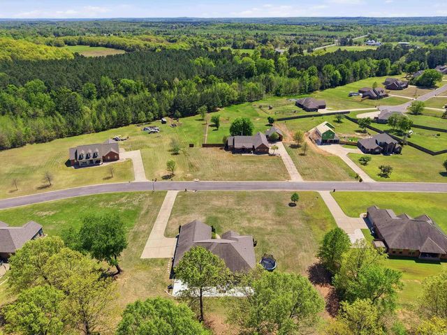 23 SABLEWOOD Drive, Greenbrier, AR 72058