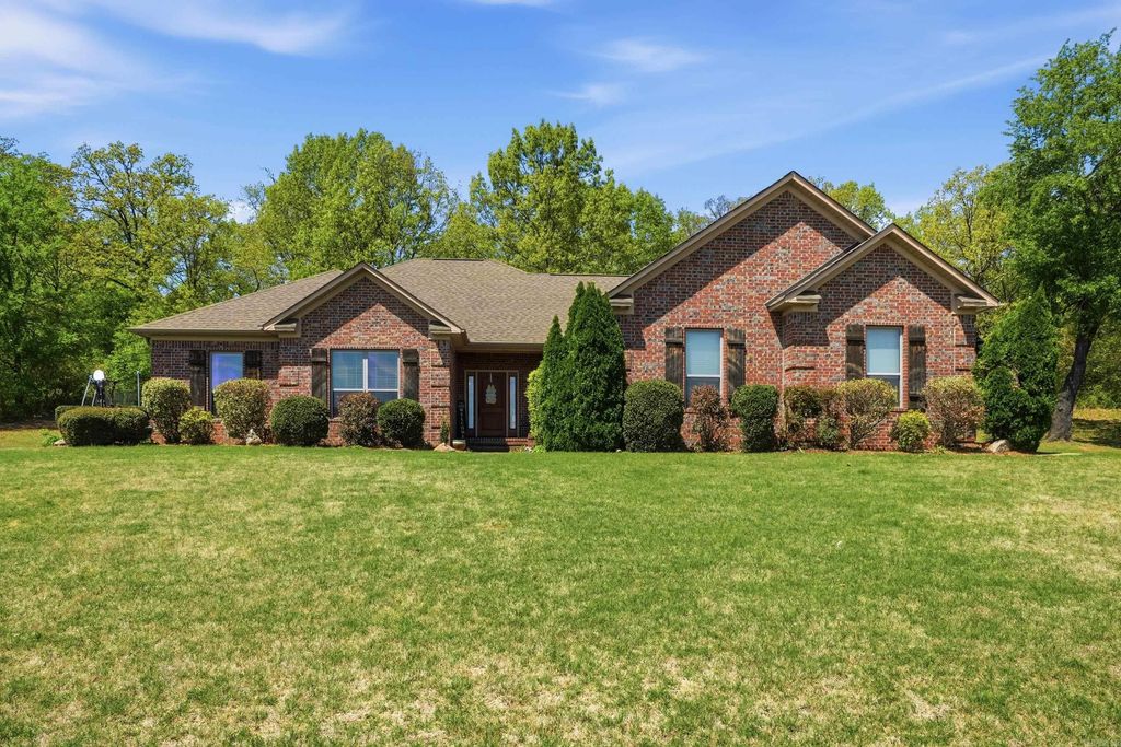 23 SABLEWOOD Drive, Greenbrier, AR 72058