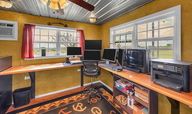 120 Private Road 2123, Meridian, TX 76665