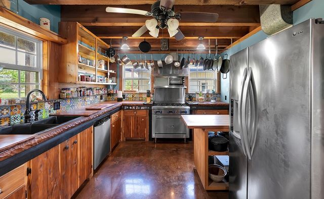 120 Private Road 2123, Meridian, TX 76665