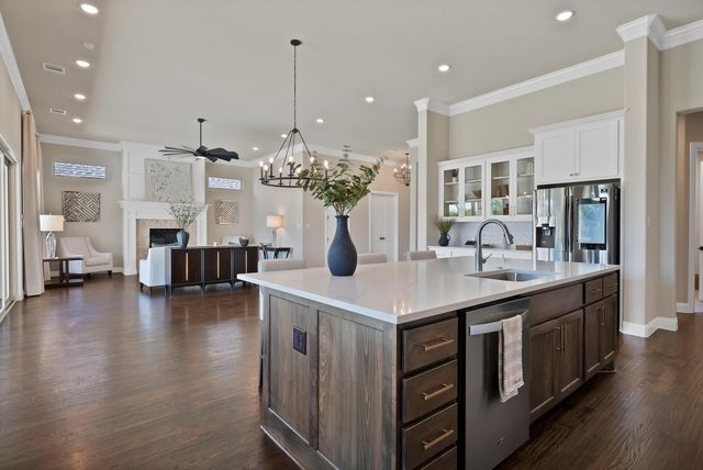 7217 Harris Place, Arlington, TX 76001