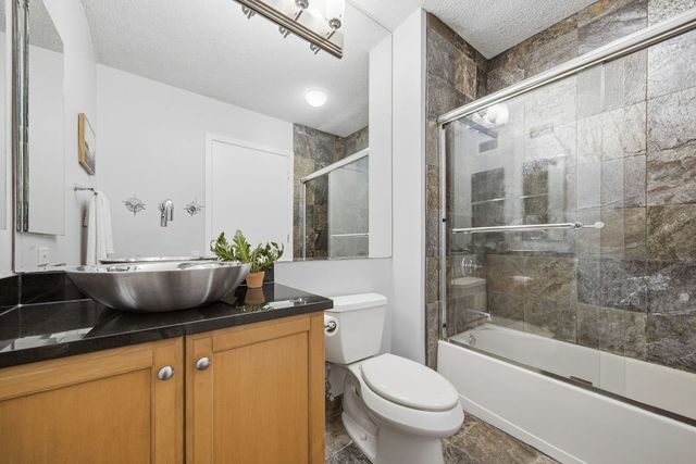 400 N Lasalle Street 3602, Chicago, IL 60654