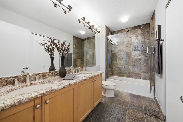 400 N Lasalle Street 3602, Chicago, IL 60654