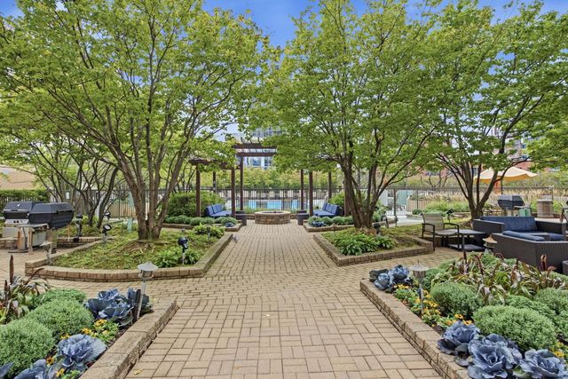 400 N Lasalle Street 3602, Chicago, IL 60654
