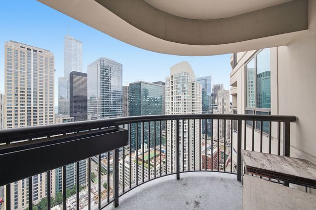 400 N Lasalle Street 3602, Chicago, IL 60654