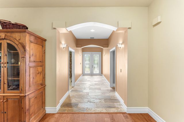 10295 Saint Andrews Road, Boynton Beach, FL 33436