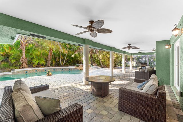 10295 Saint Andrews Road, Boynton Beach, FL 33436