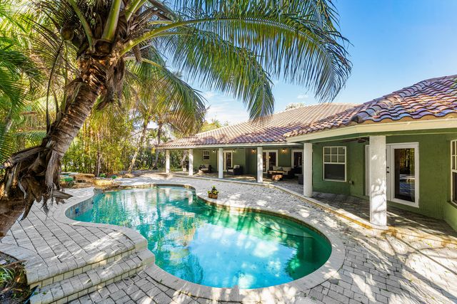 10295 Saint Andrews Road, Boynton Beach, FL 33436