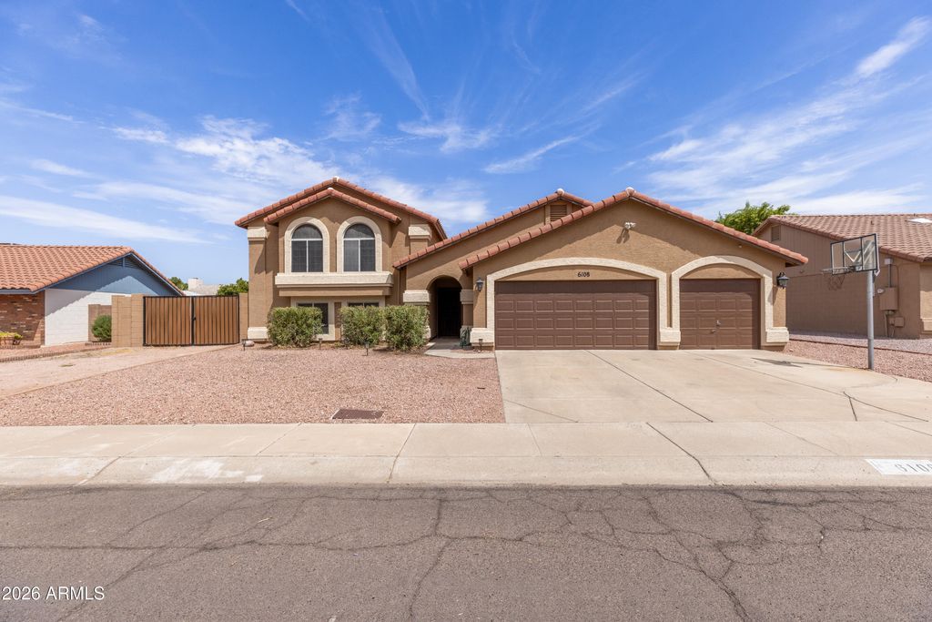 6108 W SHANGRI LA Road W, Glendale, AZ 85304 — exterior