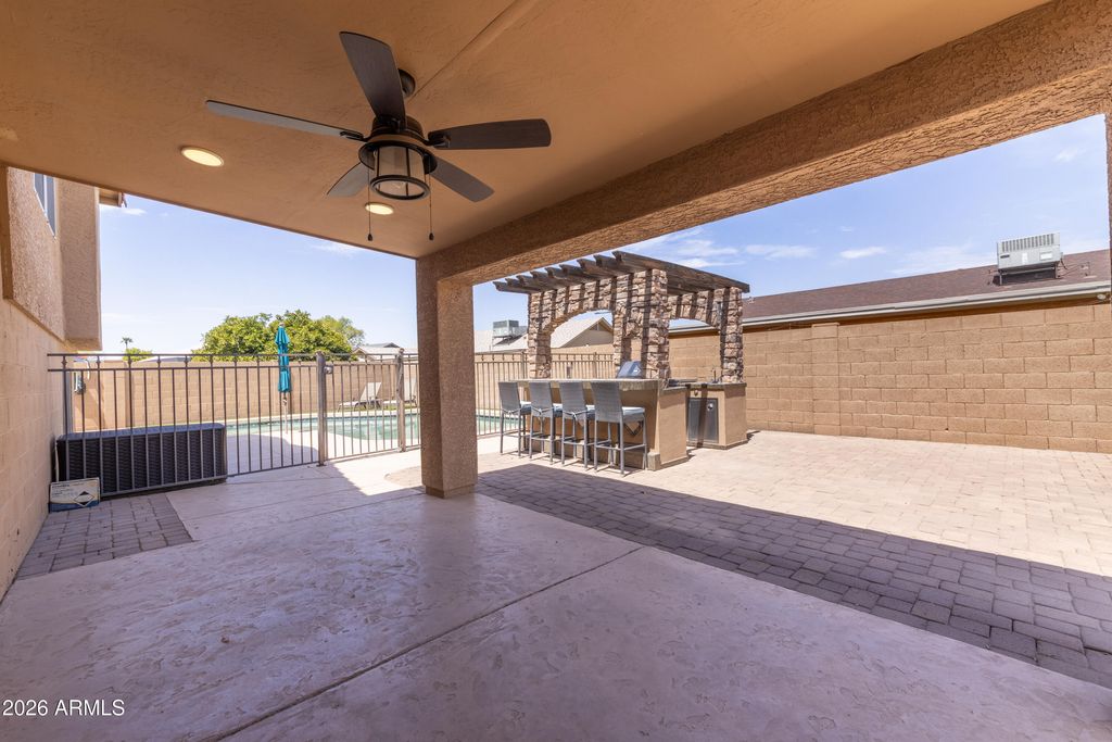 6108 W SHANGRI LA Road W, Glendale, AZ 85304 — photo 3