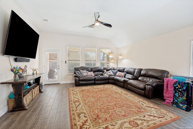 10315 Owl Woods, Schertz, TX 78154
